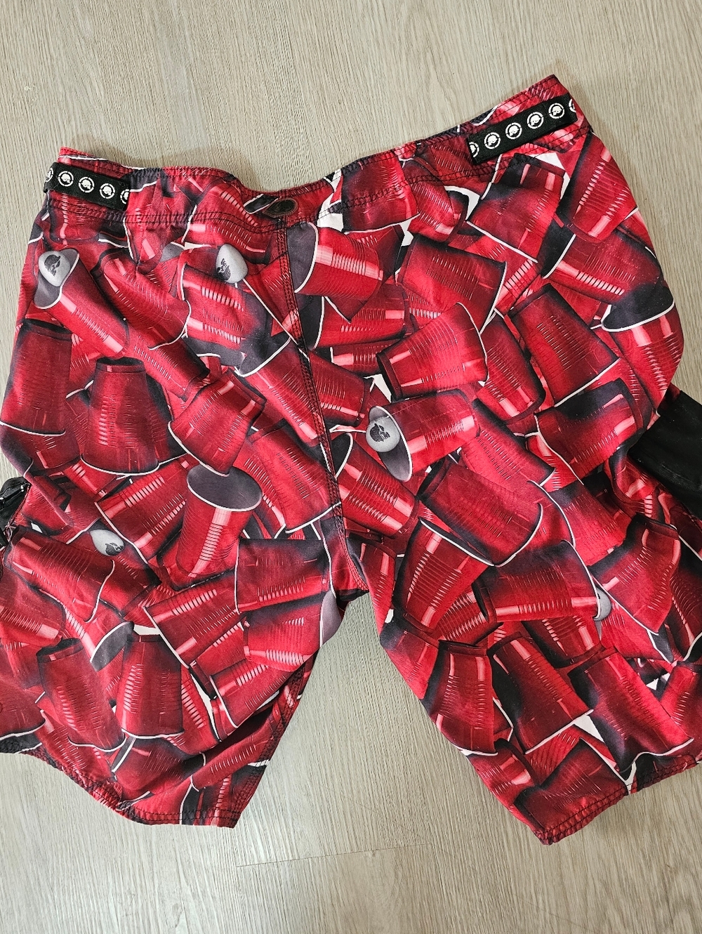 Metal Mulisha D-Lush Boardshorts Swim Surf Size 42 Beer Pong Red Solo Cup
